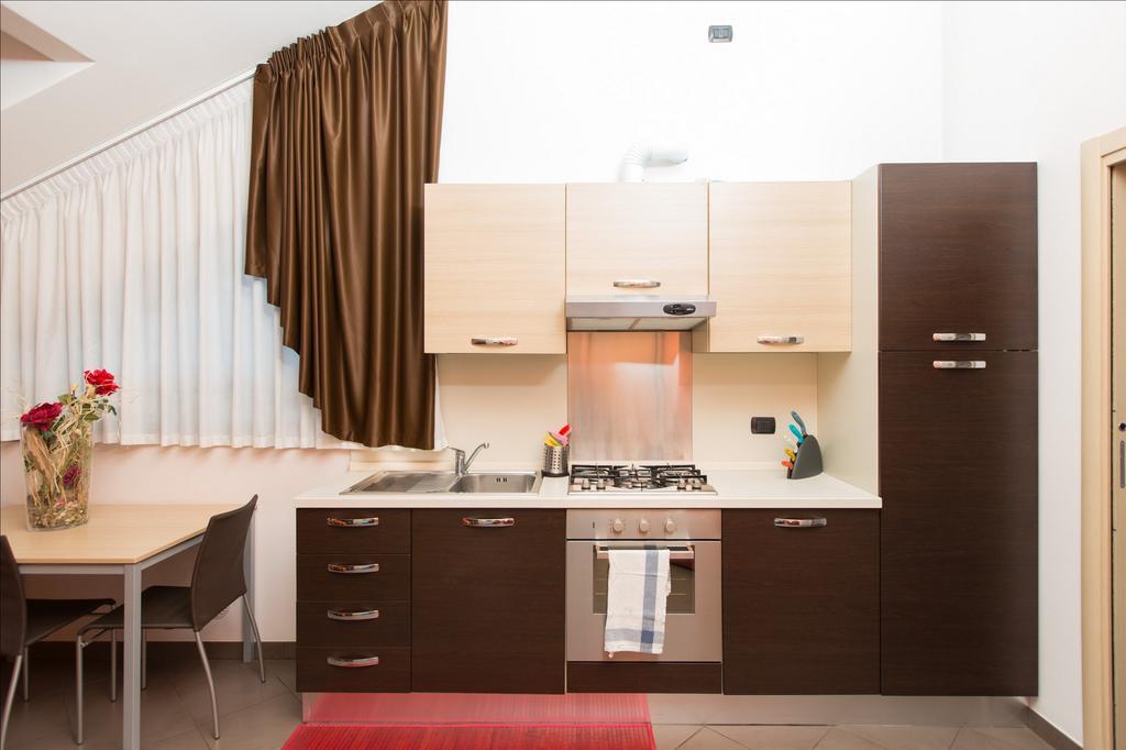 Residenza Villa Regina Monza Bagian luar foto