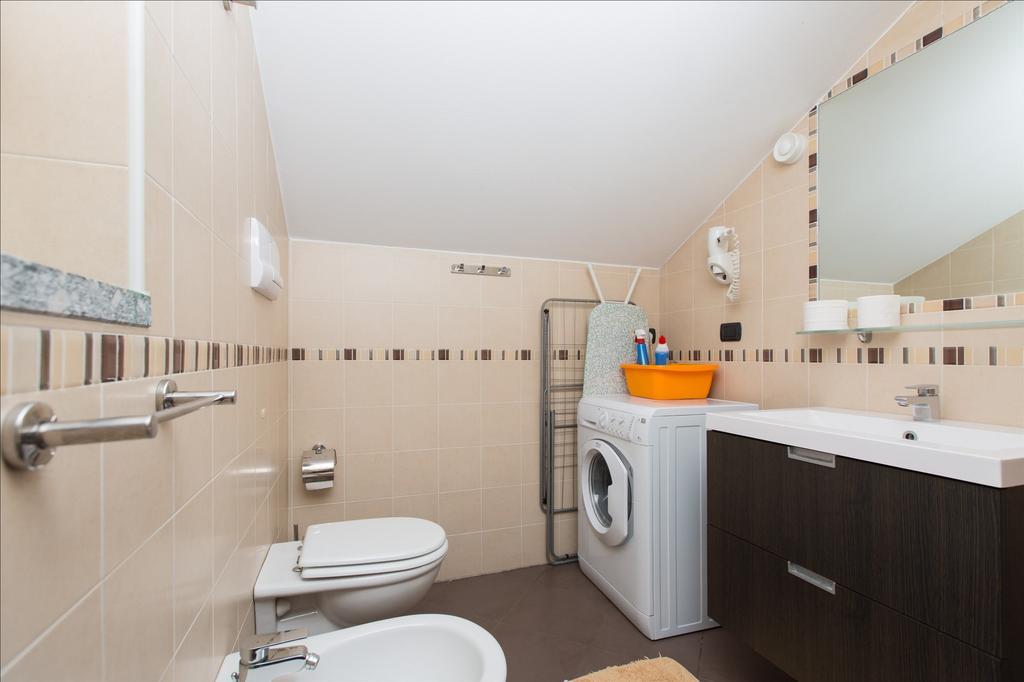 Residenza Villa Regina Monza Bagian luar foto